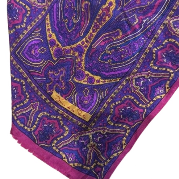 Oscar de la Renta Elegant Paisley Rectangular Silk Scarf EUC - Picture 4 of 7